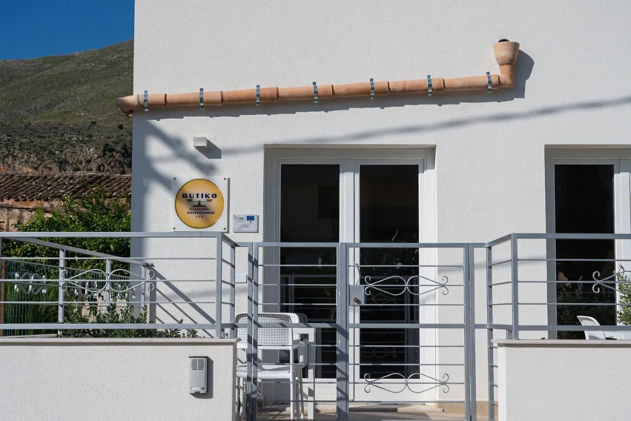 Pensionat Butiko Hotell Castelluzzo